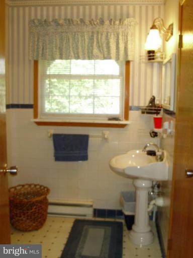 36 Spaniel Road Martinsburg, WV 25404 - Photo 22 of 30 Master Bath
