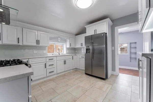 $1,800 | 1215 North Harding Avenue, Unit 2, Chicago, IL 60651