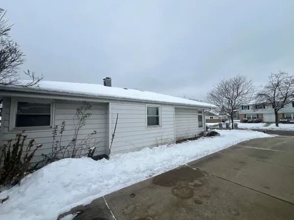 $199,500 | 4860 North 104th Street, Milwaukee, WI 53225