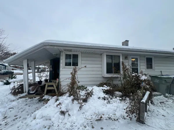 $199,500 | 4860 North 104th Street, Milwaukee, WI 53225