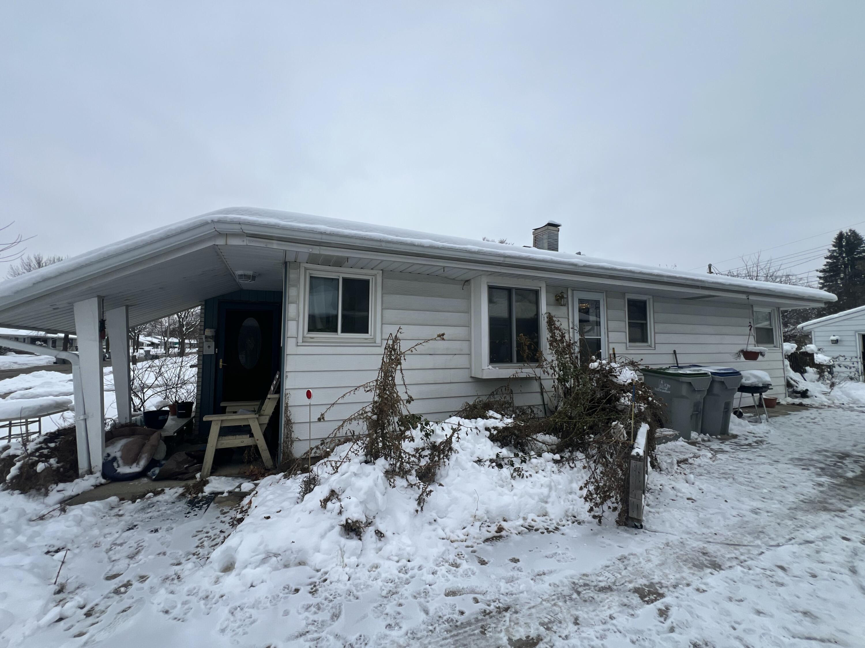 4860 North 104th Street Milwaukee, WI 53225 - Photo 16 of 110 IMG_6177