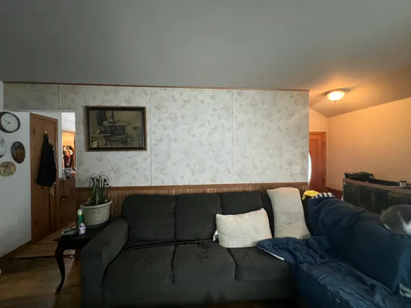 $199,500 | 4860 North 104th Street, Milwaukee, WI 53225