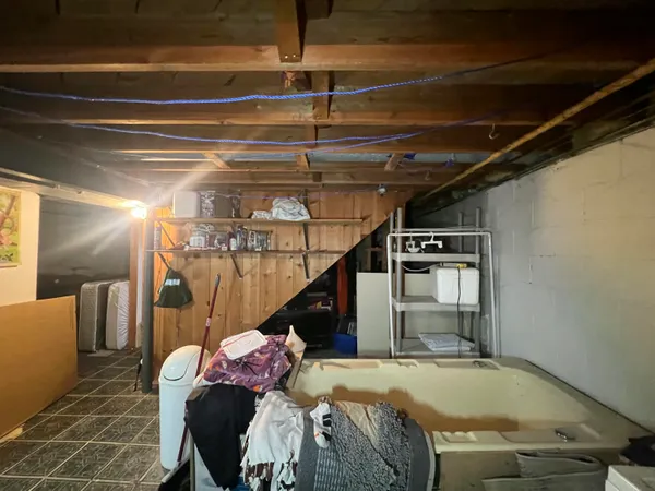 $199,500 | 4860 North 104th Street, Milwaukee, WI 53225