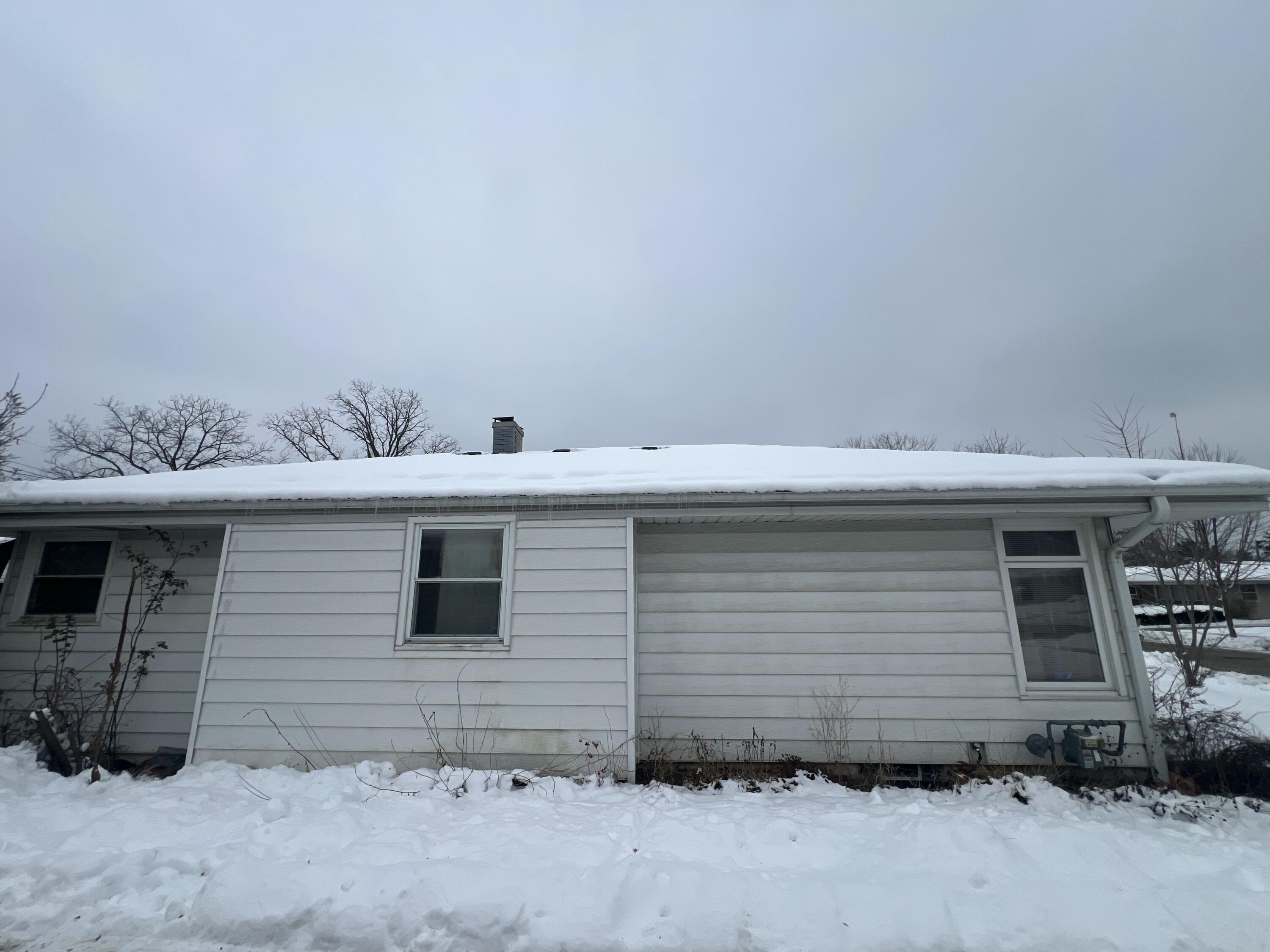 4860 North 104th Street Milwaukee, WI 53225 - Photo 9 of 110 IMG_6170