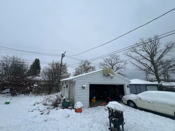 $199,500 | 4860 North 104th Street, Milwaukee, WI 53225