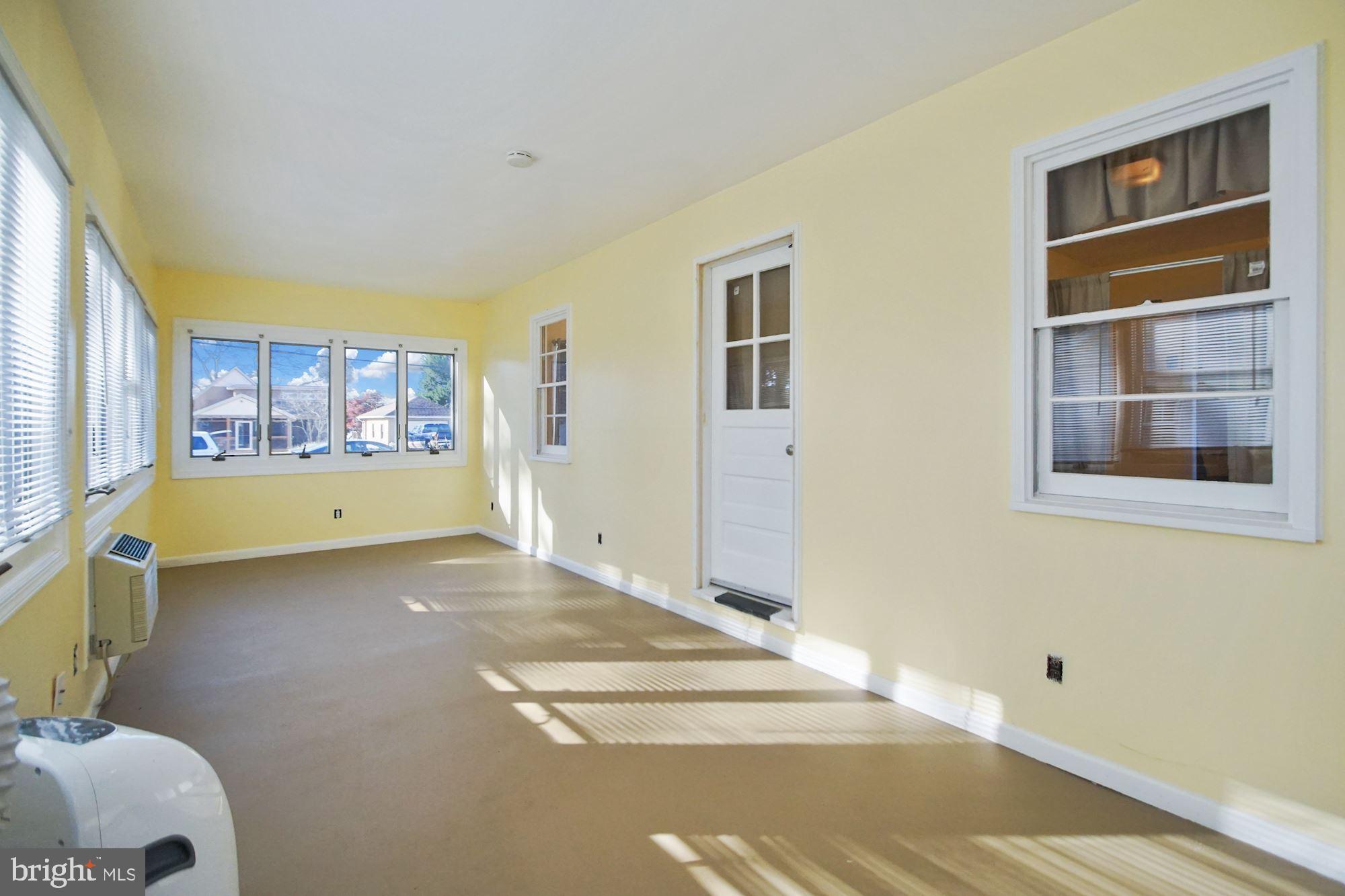 1724 Grandview Road Pasadena, MD 21122 - Photo 13 of 56 Great Space!!