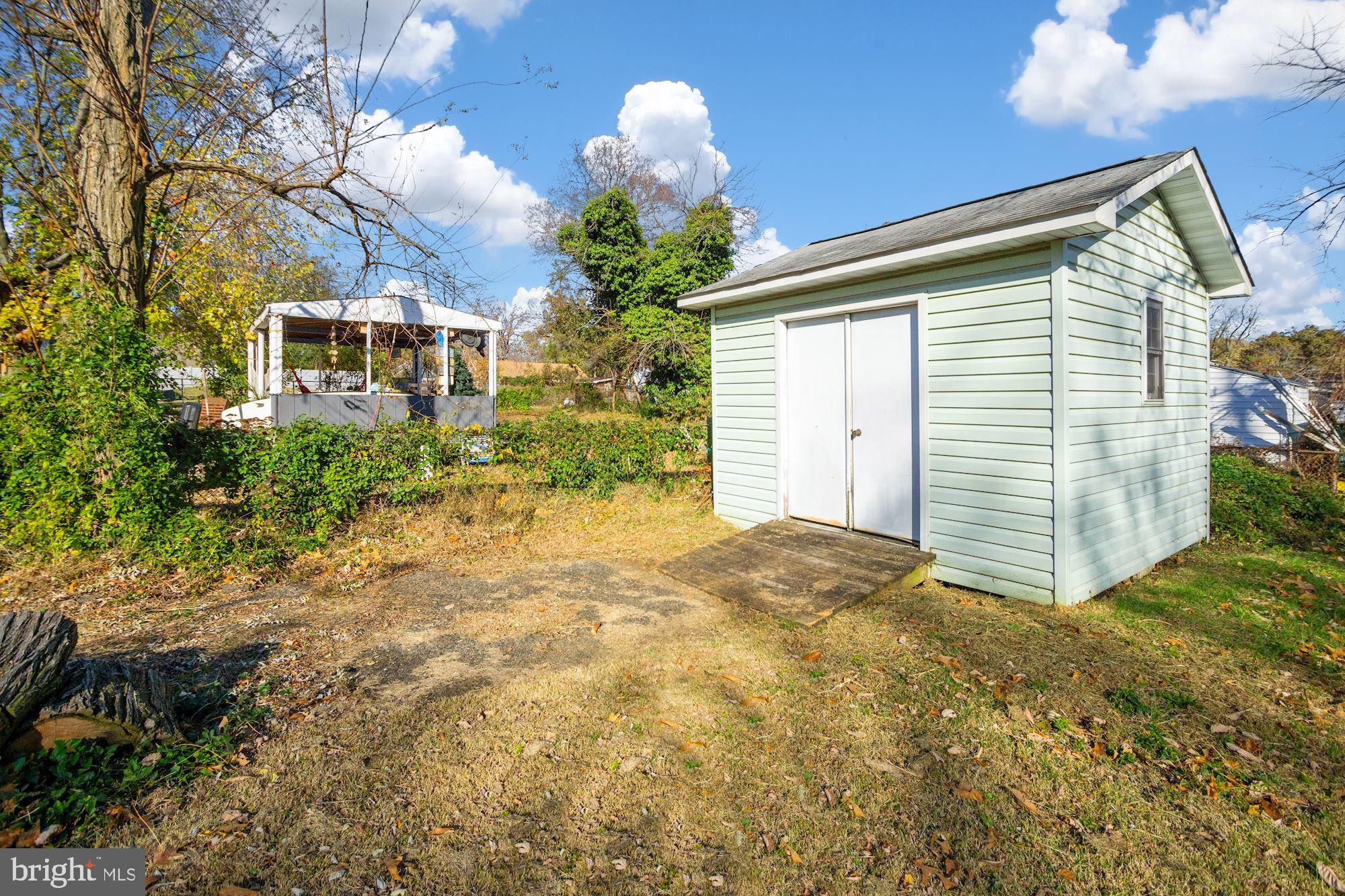 1724 Grandview Road Pasadena, MD 21122 - Photo 29 of 56 Nice Storage Shed