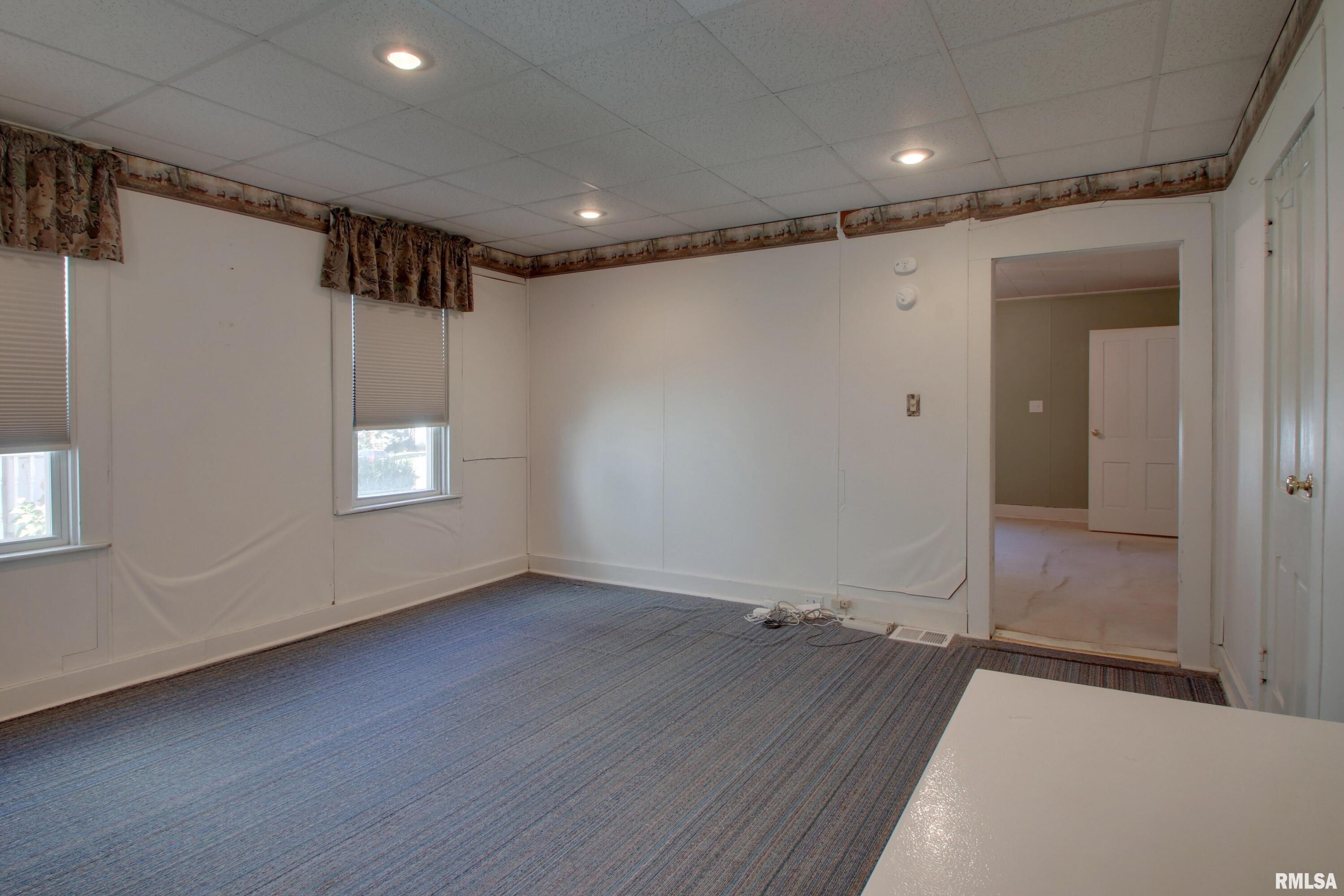 1128 Washington Street Quincy, IL 62301 - Photo 12 of 27