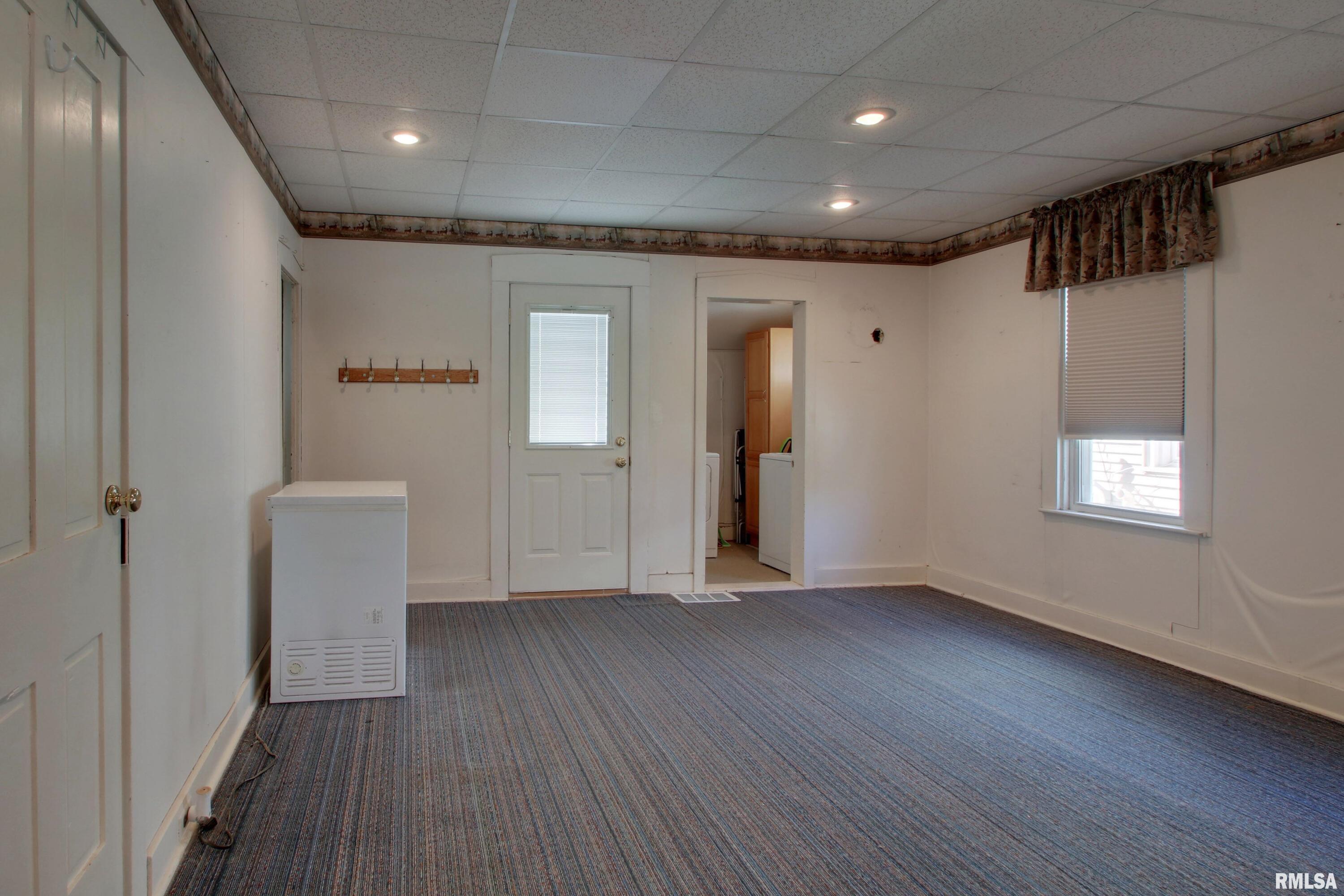 1128 Washington Street Quincy, IL 62301 - Photo 13 of 27