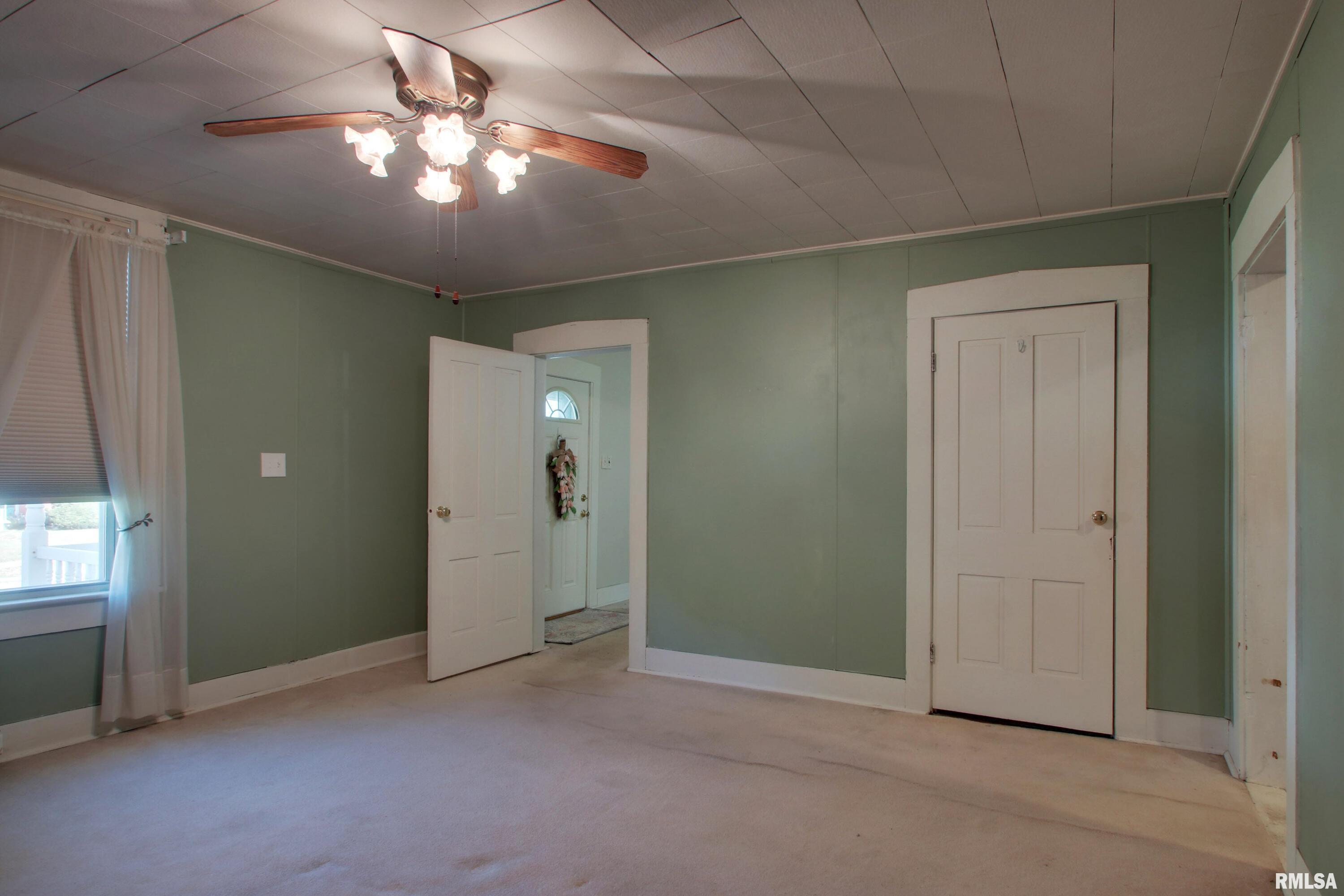 1128 Washington Street Quincy, IL 62301 - Photo 17 of 27