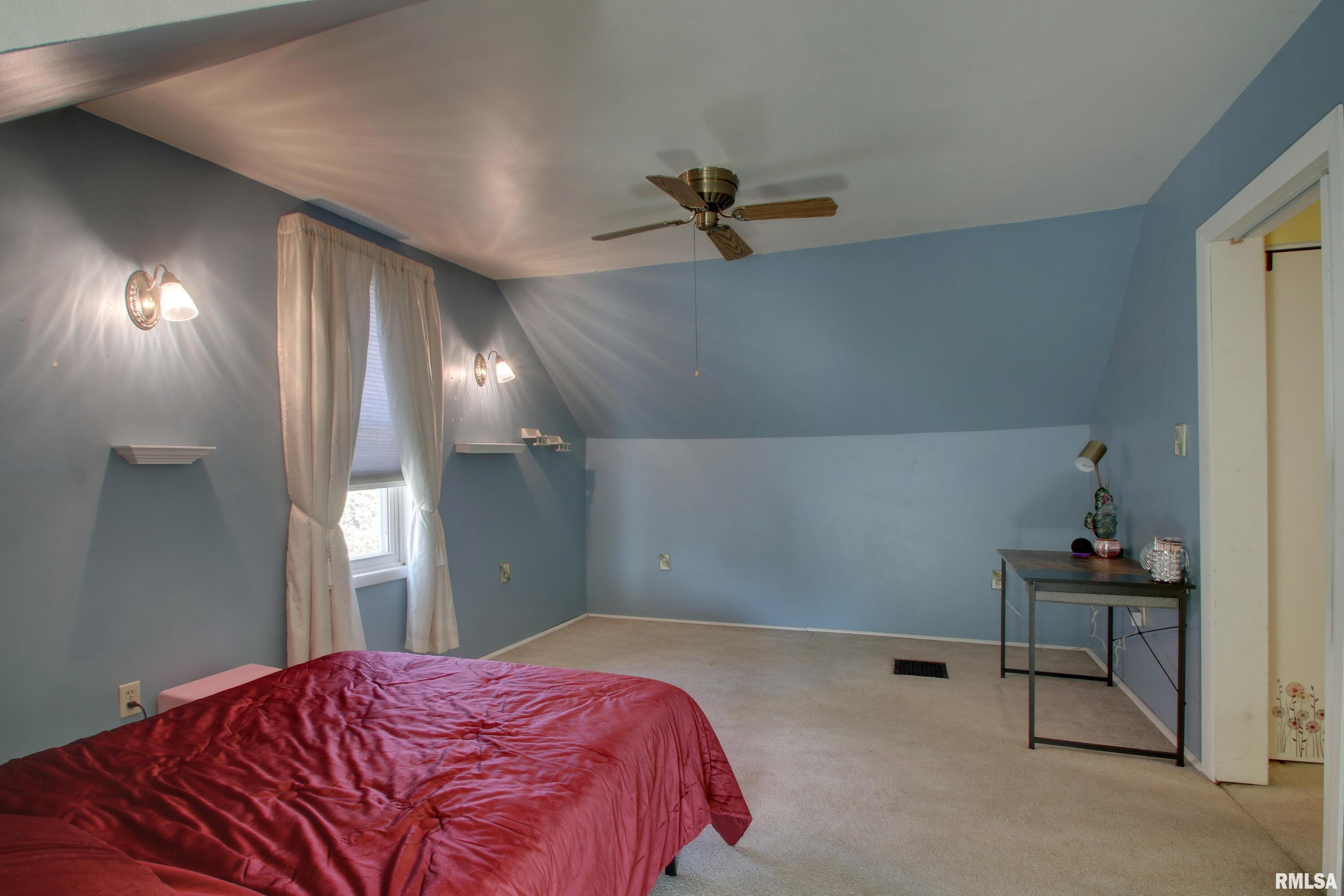 1128 Washington Street Quincy, IL 62301 - Photo 20 of 27