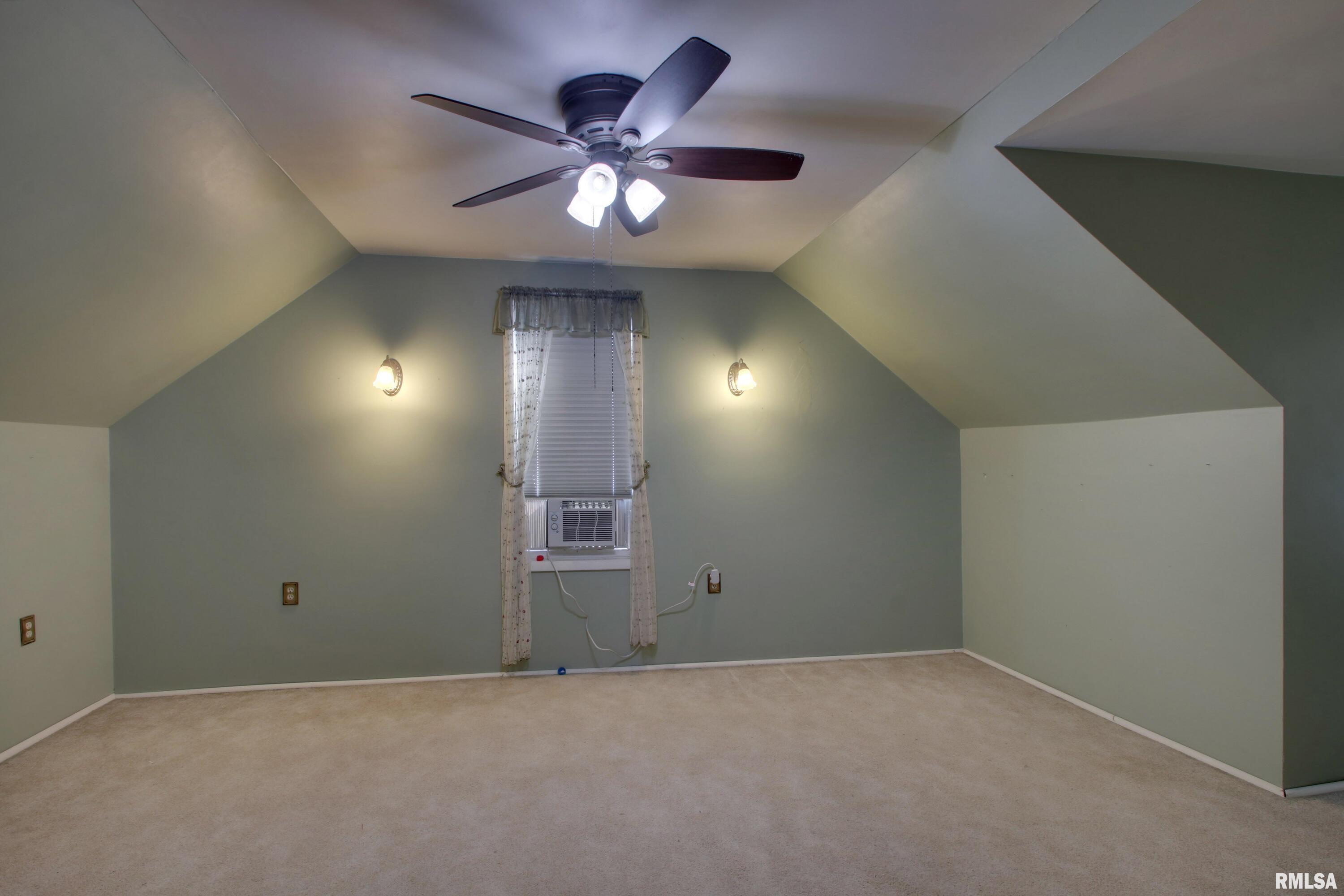 1128 Washington Street Quincy, IL 62301 - Photo 22 of 27