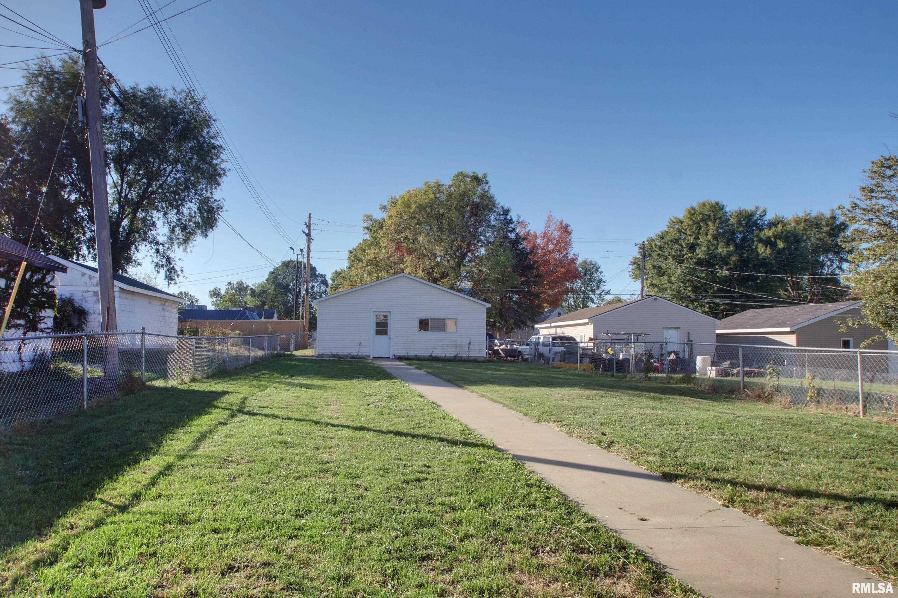 1128 Washington Street Quincy, IL 62301 - Photo 26 of 27