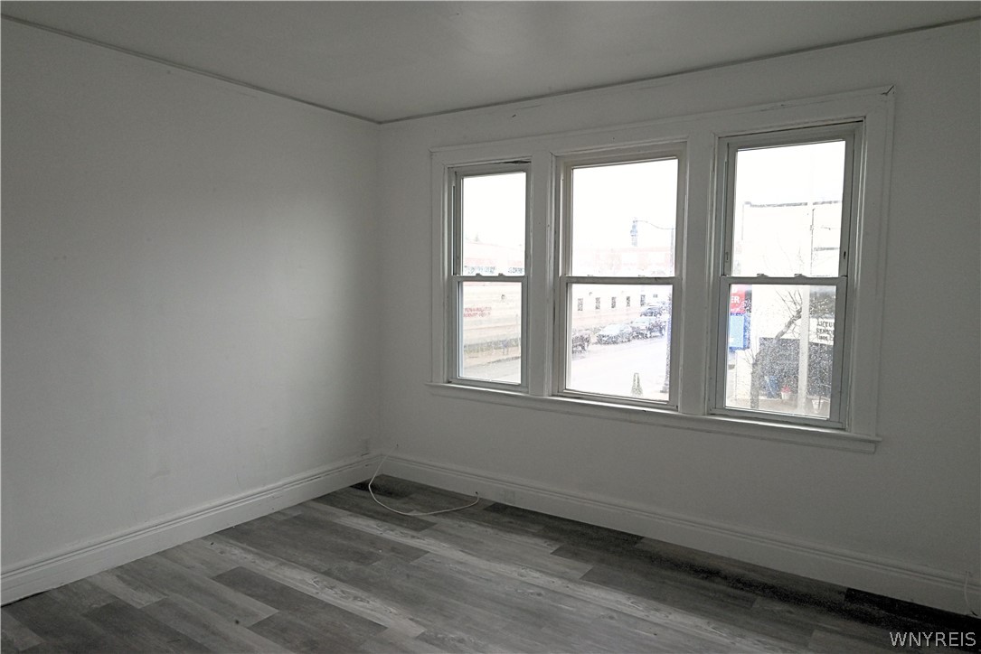 1812 Clinton Street Buffalo, NY 14206 - Photo 12 of 18 Upper Rear Living Room