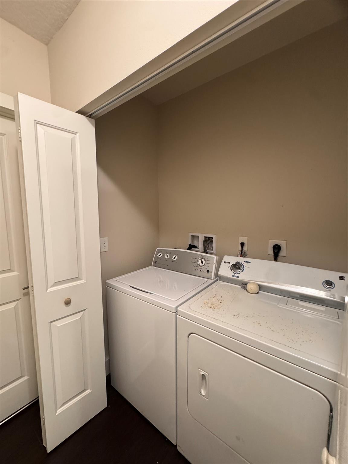 135 Northwest 20th Street, Unit E45B Boca Raton, FL 33431 - Photo 10 of 21 a utility room with dryer and washer