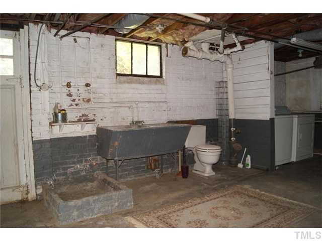 2504 Mayview Road Raleigh, NC 27607 - Photo 14 of 17 Photo 14