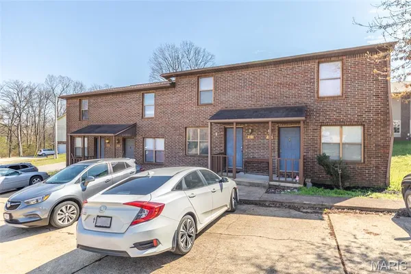 $315,000 | 2700 Holly Trail, Poplar Bluff, MO 63901