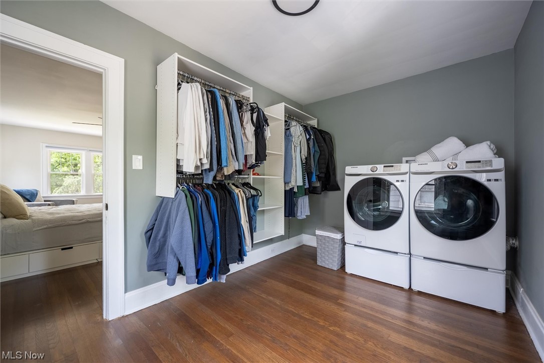 12737 Cedar Road Cleveland Heights, OH 44106 - Photo 21 of 33 Samsung Washer & Dryer