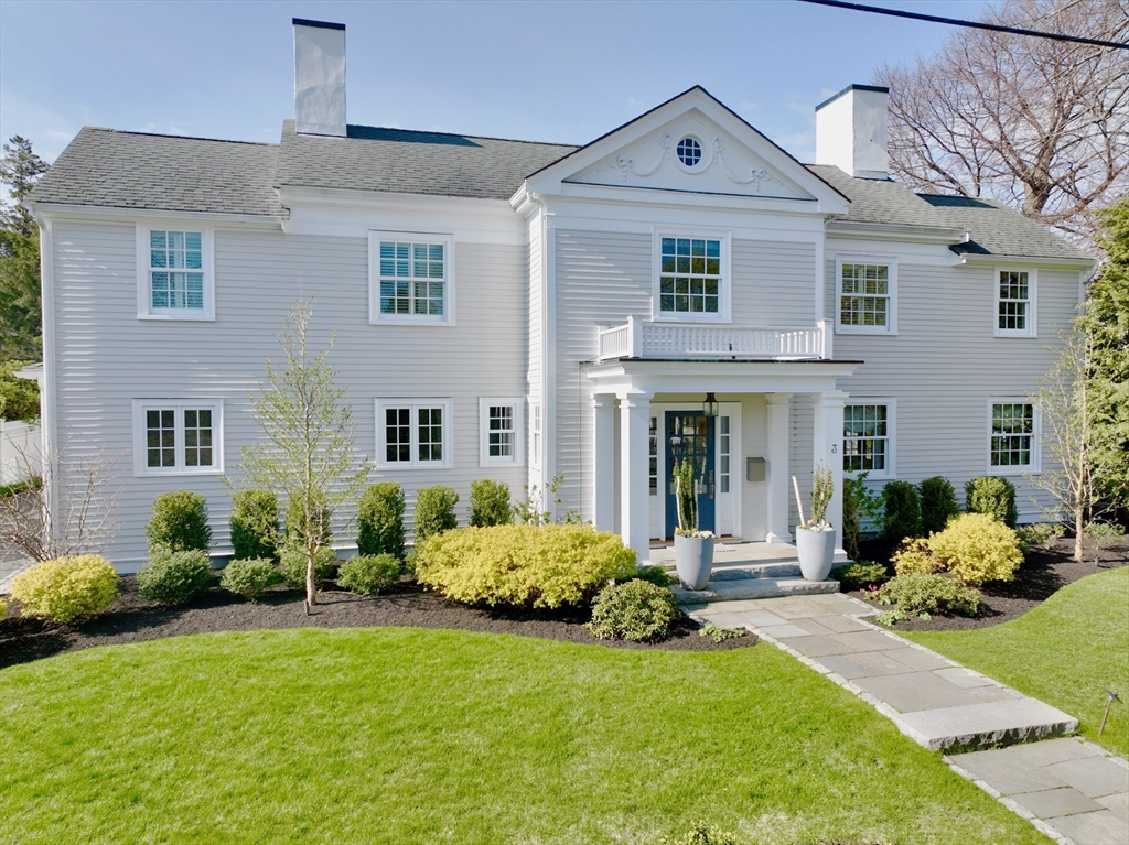 3 Goldthwait Road Marblehead, MA 01945 - Photo 2 of 30 a front view of a house with garden