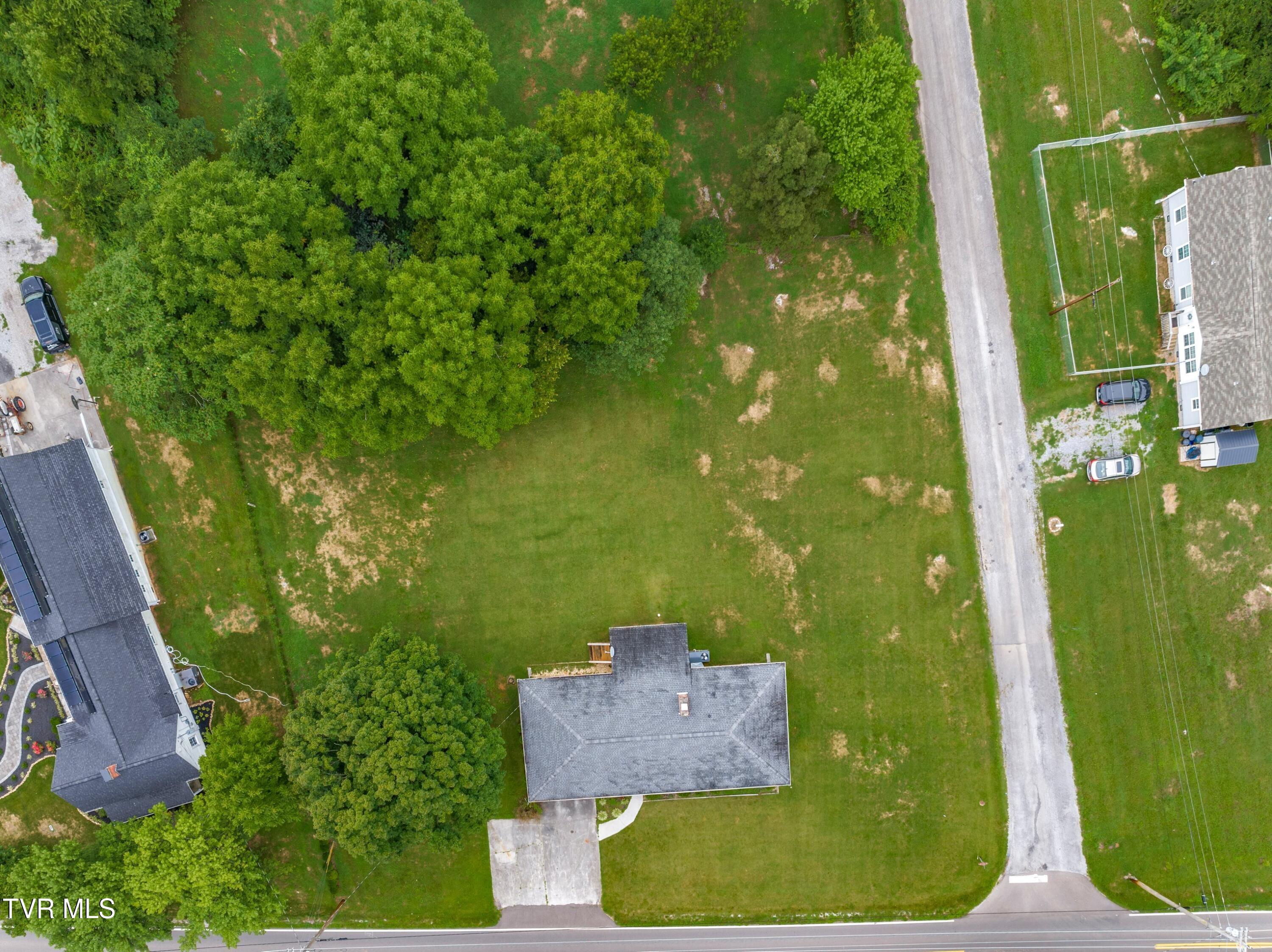 685 Talbott-Kansas Road Talbott, TN 37877 - Photo 29 of 35 XJI_20240730101228_0318_D.jpg-SMALL