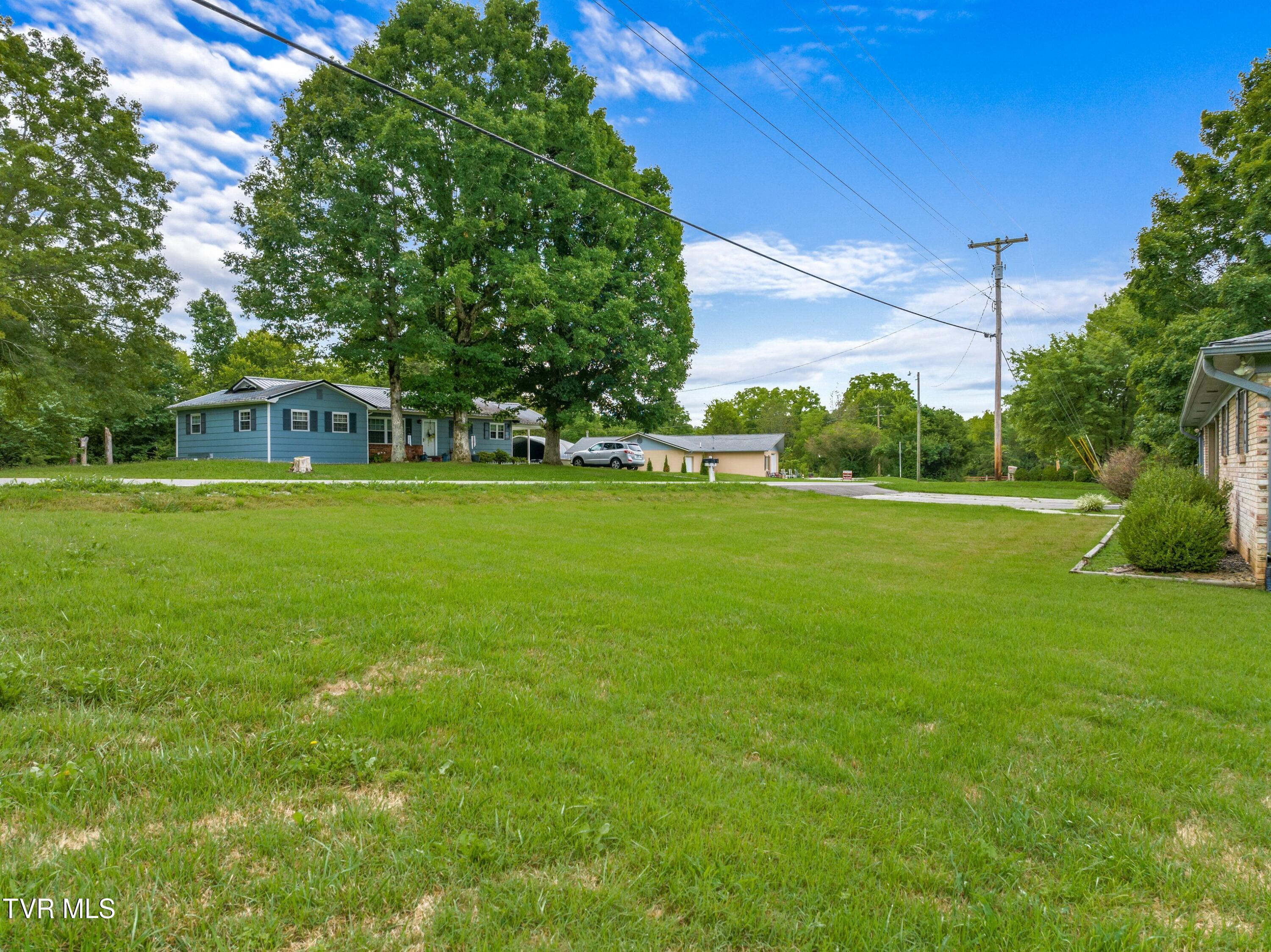 685 Talbott-Kansas Road Talbott, TN 37877 - Photo 35 of 35 XJI_20240730101416_0350_D.jpg-SMALL