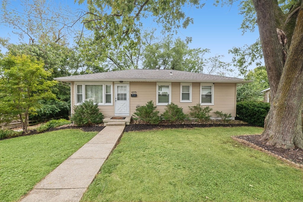 4375 East Du Frain Avenue Decatur, IL 62526 - Photo 1 of 31 Gallery Image 1