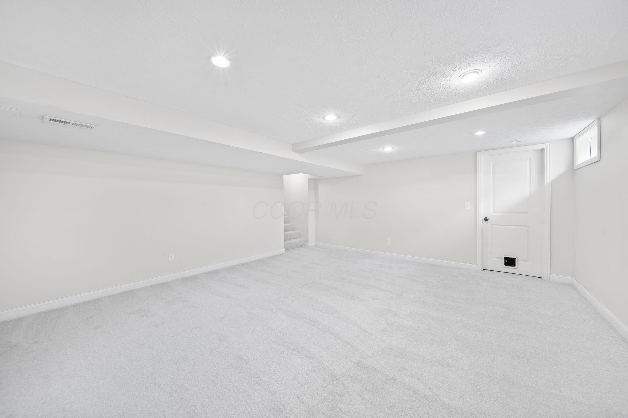 170 Somerset Road Delaware, OH 43015 - Photo 25 of 31 lower level living space