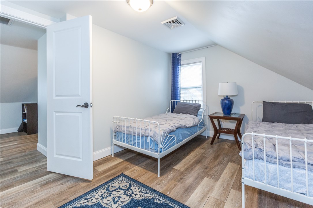 214 Silver Spring Street, Unit 2 Providence, RI 02904 - Photo 10 of 14 Bedroom 3