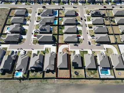 $339,900 | 1337 Trent Pk Lane, Corpus Christi, TX 78415