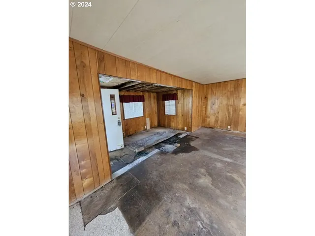$127,500 | 35544 South Aqua Springs Road, Molalla, OR 97038