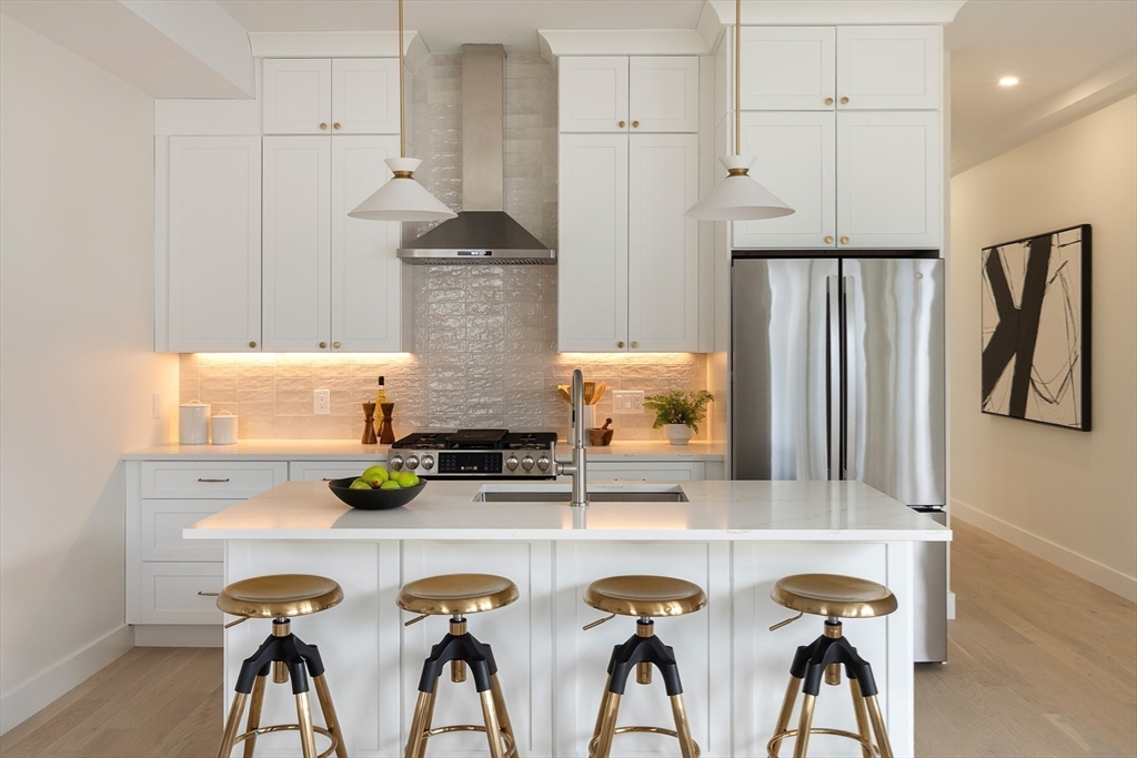 28 Swan Avenue, Unit 1 Boston, MA 02128 - Photo 4 of 23