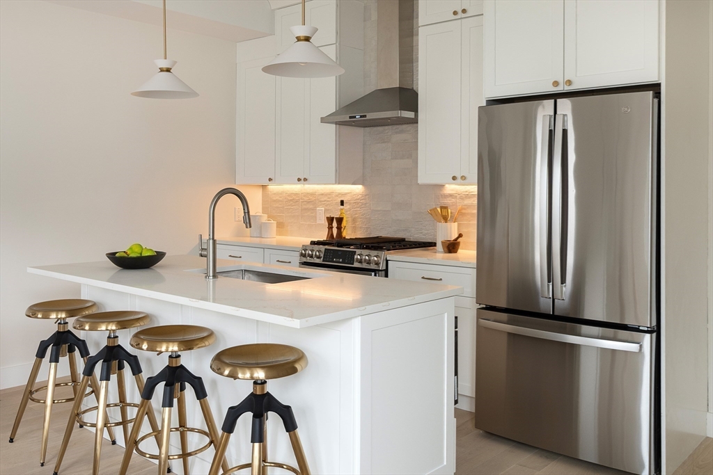 28 Swan Avenue, Unit 1 Boston, MA 02128 - Photo 5 of 23