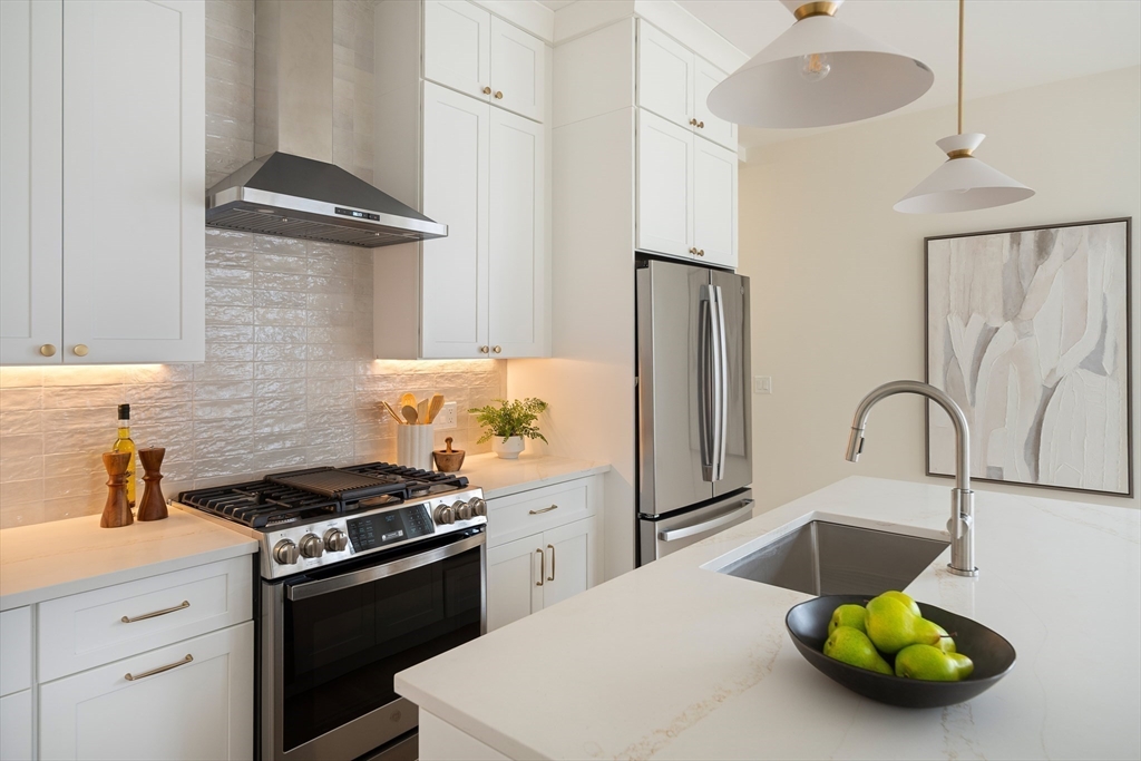 28 Swan Avenue, Unit 1 Boston, MA 02128 - Photo 6 of 23