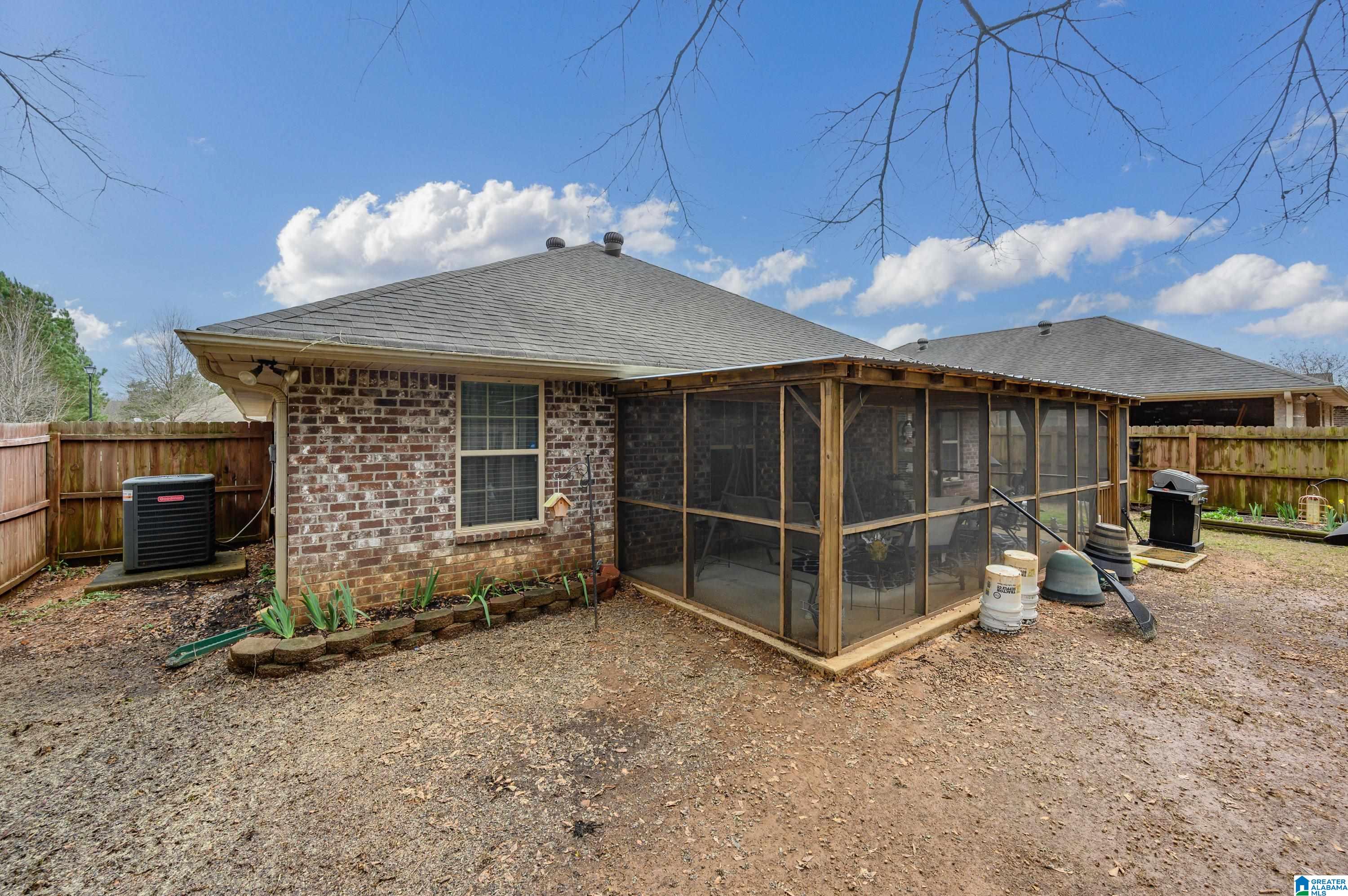 300 Vincent Street Alabaster, AL 35007 - Photo 32 of 34