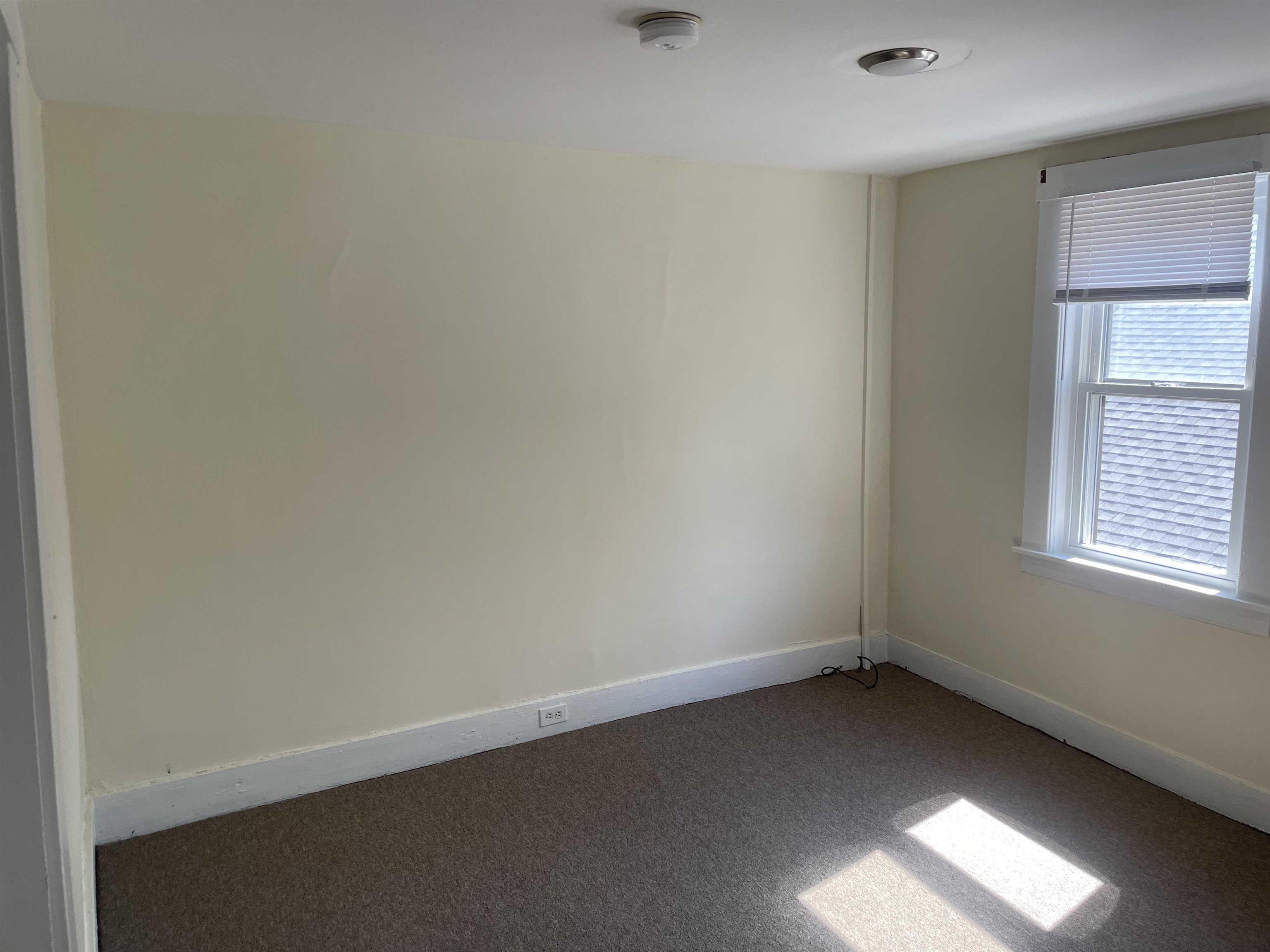 145 Main Street, Unit 2 Newmarket, NH 03857 - Photo 11 of 22