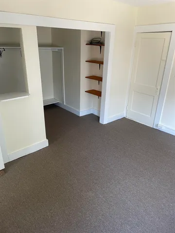 $1,725 | 145 Main Street, Unit 2, Newmarket, NH 03857