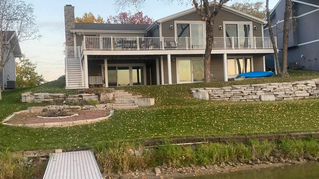 $924,998 | 1728 Beachview Court, Crown Point, IN 46307