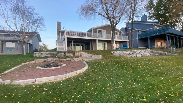 $924,998 | 1728 Beachview Court, Crown Point, IN 46307