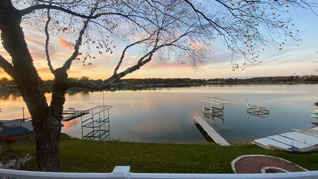 $924,998 | 1728 Beachview Court, Crown Point, IN 46307