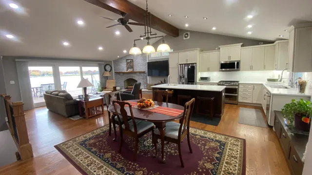 $924,998 | 1728 Beachview Court, Crown Point, IN 46307