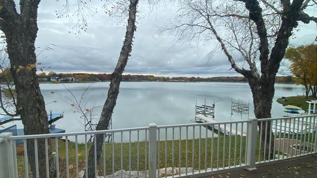 $924,998 | 1728 Beachview Court, Crown Point, IN 46307