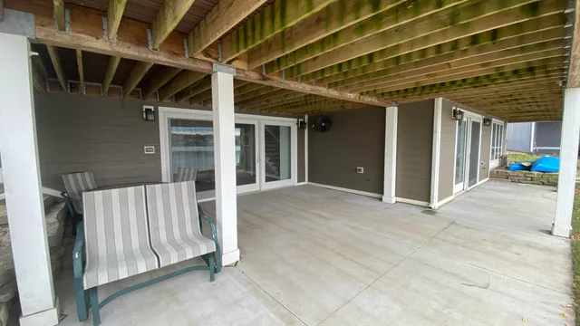 $924,998 | 1728 Beachview Court, Crown Point, IN 46307