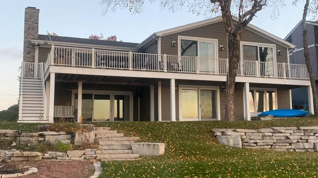 $924,998 | 1728 Beachview Court, Crown Point, IN 46307