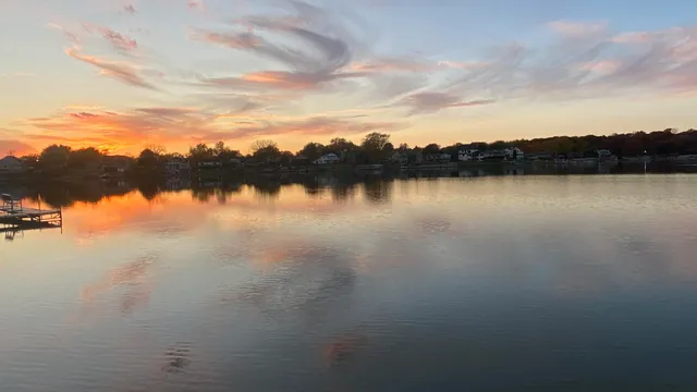 $924,998 | 1728 Beachview Court, Crown Point, IN 46307