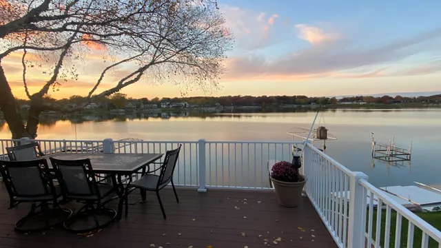 $924,998 | 1728 Beachview Court, Crown Point, IN 46307