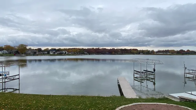 $924,998 | 1728 Beachview Court, Crown Point, IN 46307