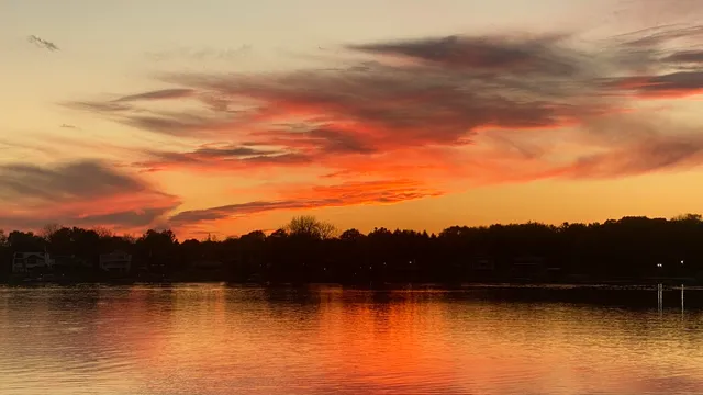 $924,998 | 1728 Beachview Court, Crown Point, IN 46307