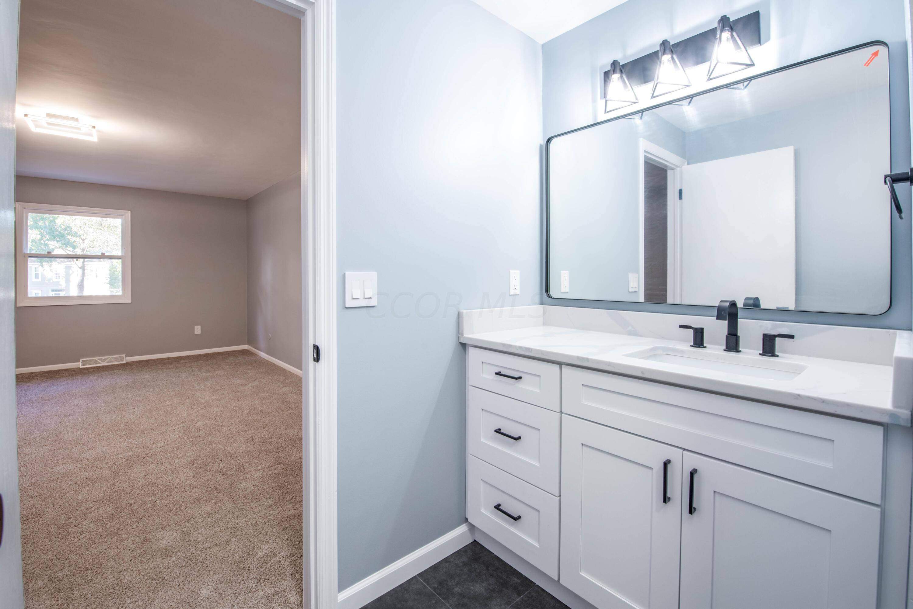 713 Autumn Branch Road Westerville, OH 43081 - Photo 27 of 47 SMG_6514-Edit