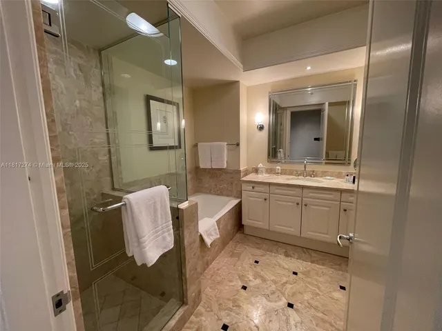 $10,700 | 1435 Brickell Avenue, Unit 3112, Miami, FL 33131