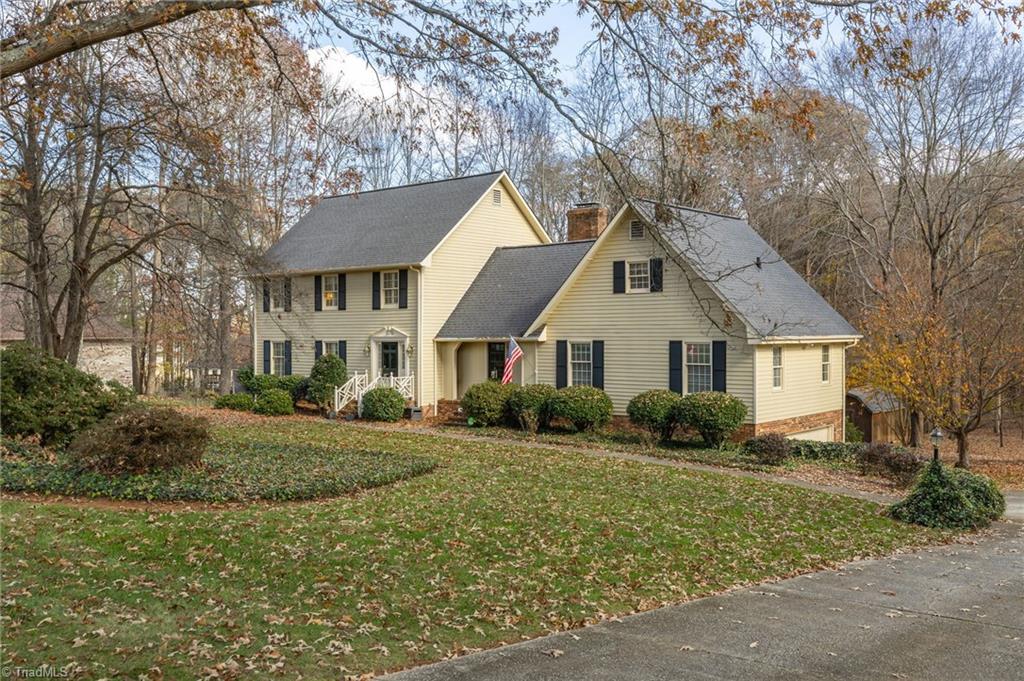 3604 Hunting Ridge Drive High Point, NC 27265 - Photo 4 of 50 Gallery Image 4